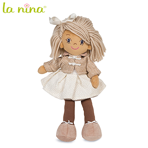 Boneca de Pano Kate Vestido Bege ( La Nina 60330 ) - Clique na imagem para fechar